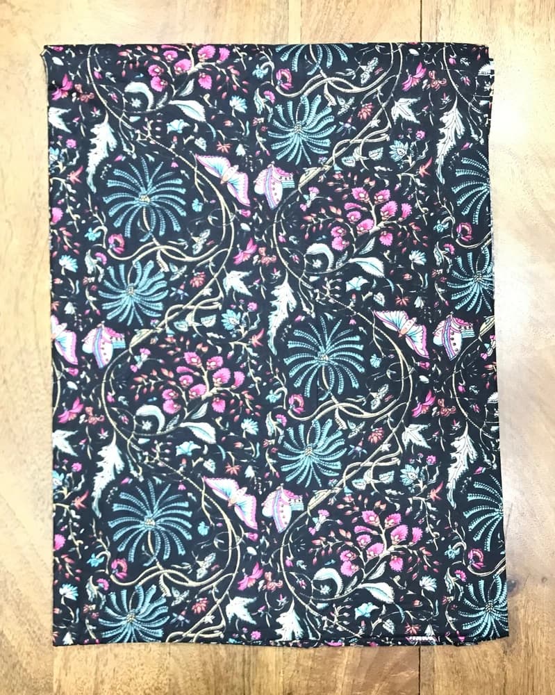 Screen Foral print Cotton fabric